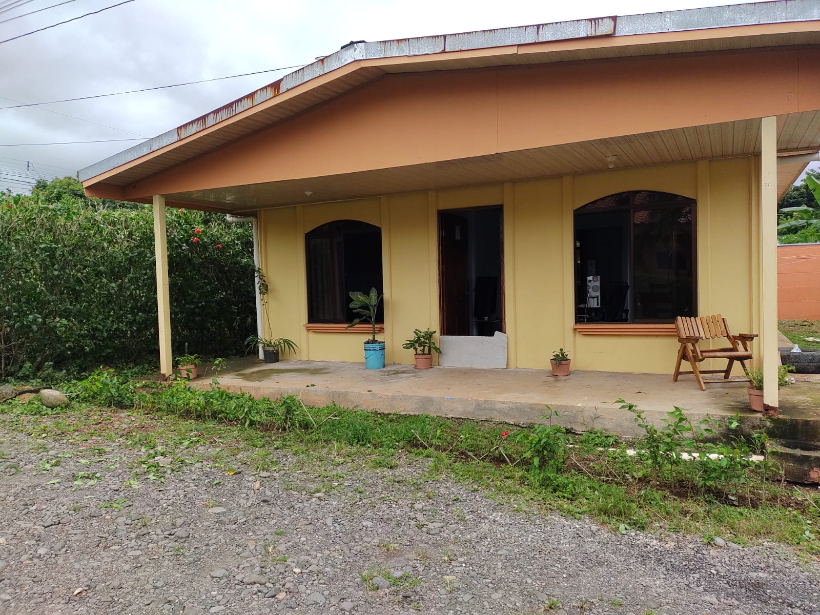 CASA EN MIRAMAR -MONTES DE ORO